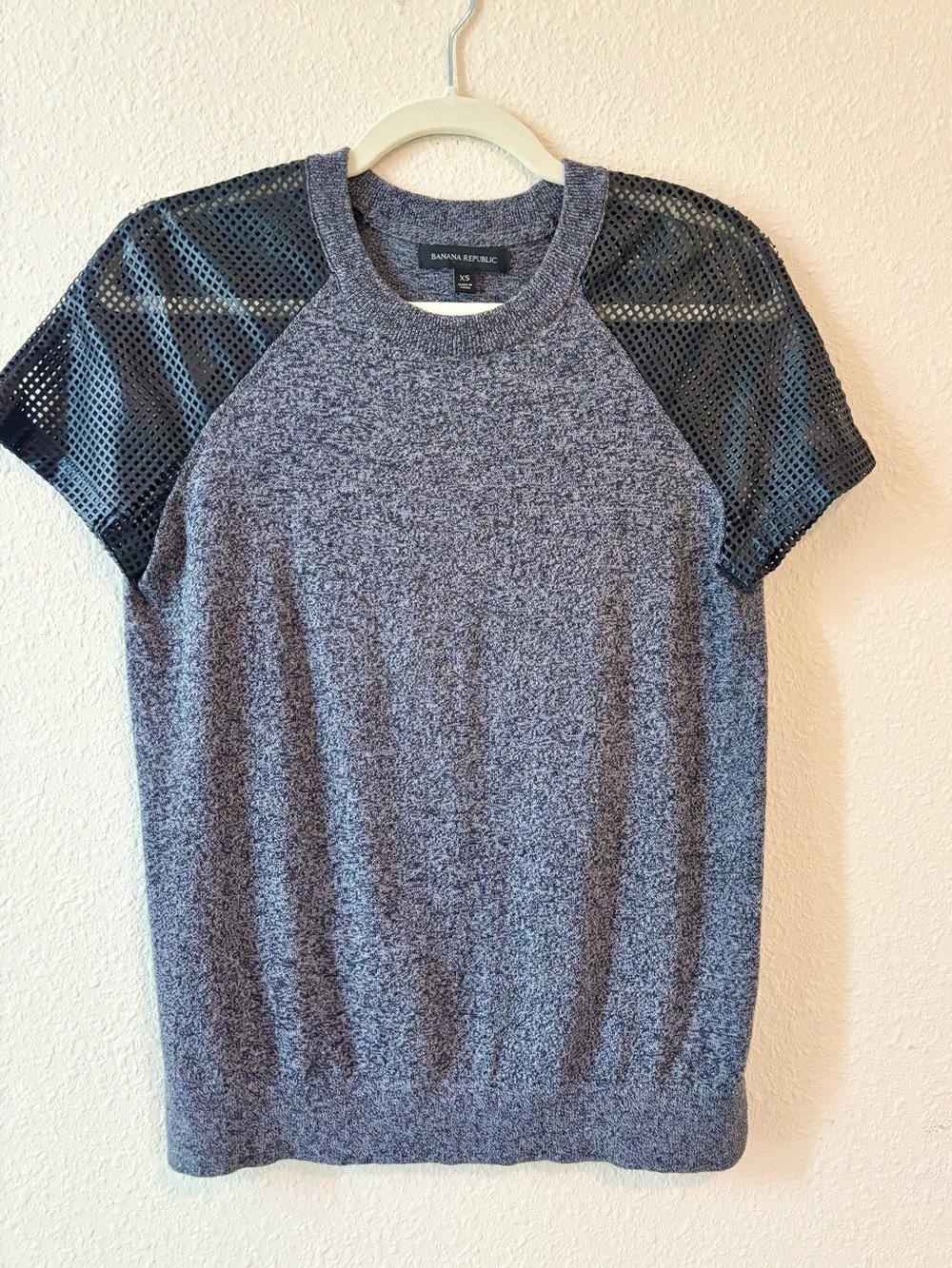 Banana Republic Heather Gray Short-Sleeve Sweater with Mesh Shoulders, Size XS